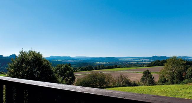 Panorama-Apartments Weinberghaus Mittelndorf Екстериор снимка