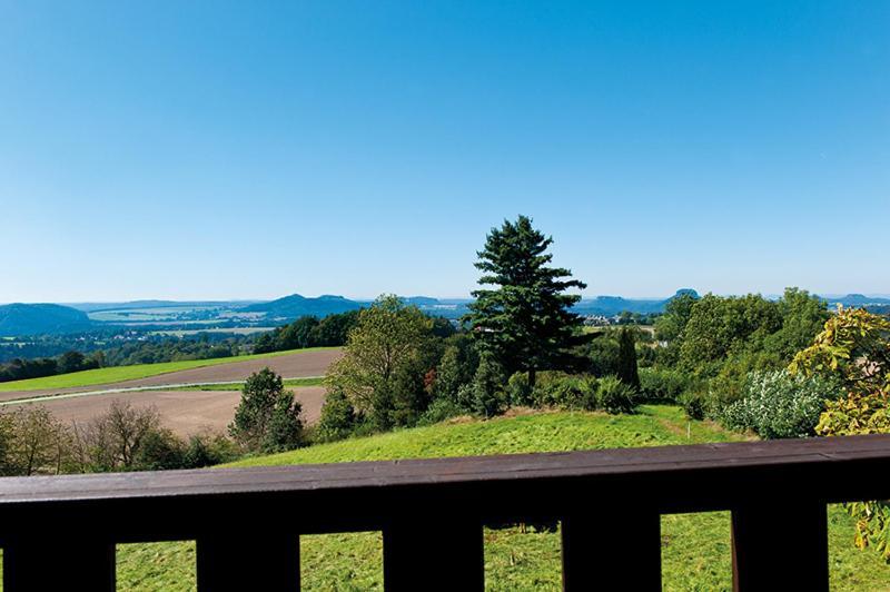 Panorama-Apartments Weinberghaus Mittelndorf Екстериор снимка